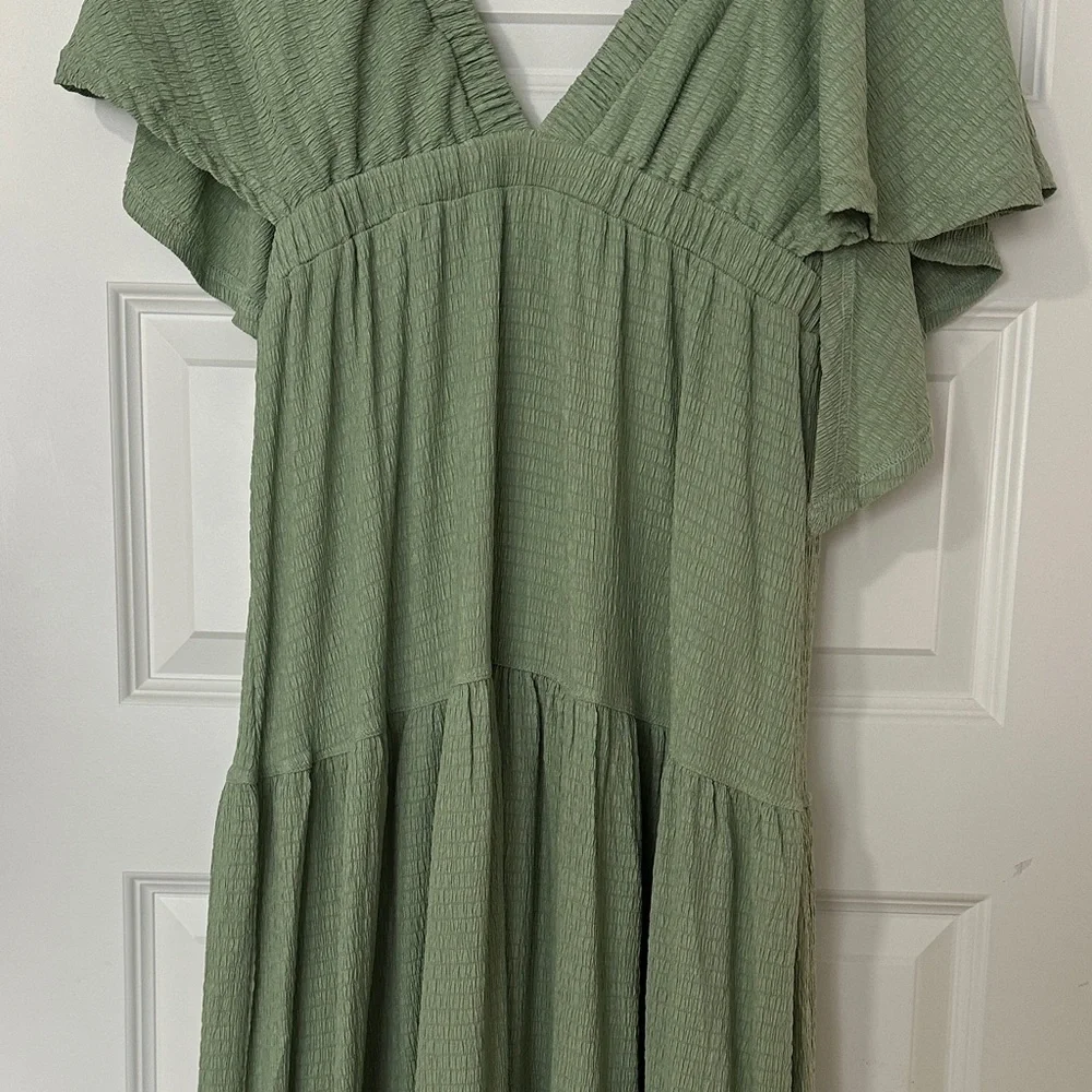 Sage Green V-Neck Tiered Maxi Dress with Flutter Sleeves - Picture 4 of 7